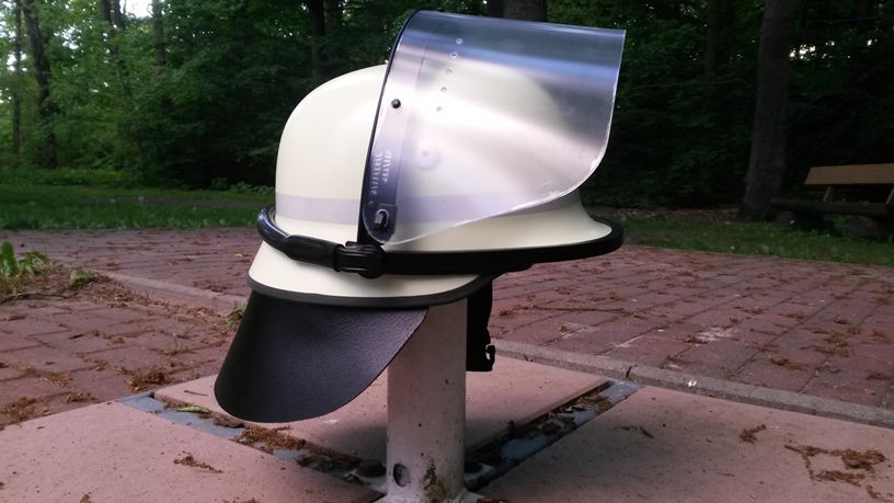 Mehr über den Artikel erfahren Neuer Kopfschutz!